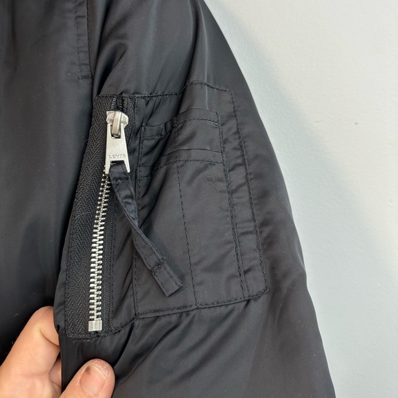 Levi Strauss & CO Women's Satin Bomber with Pullover Hood Black - L - Picture 9 of 10